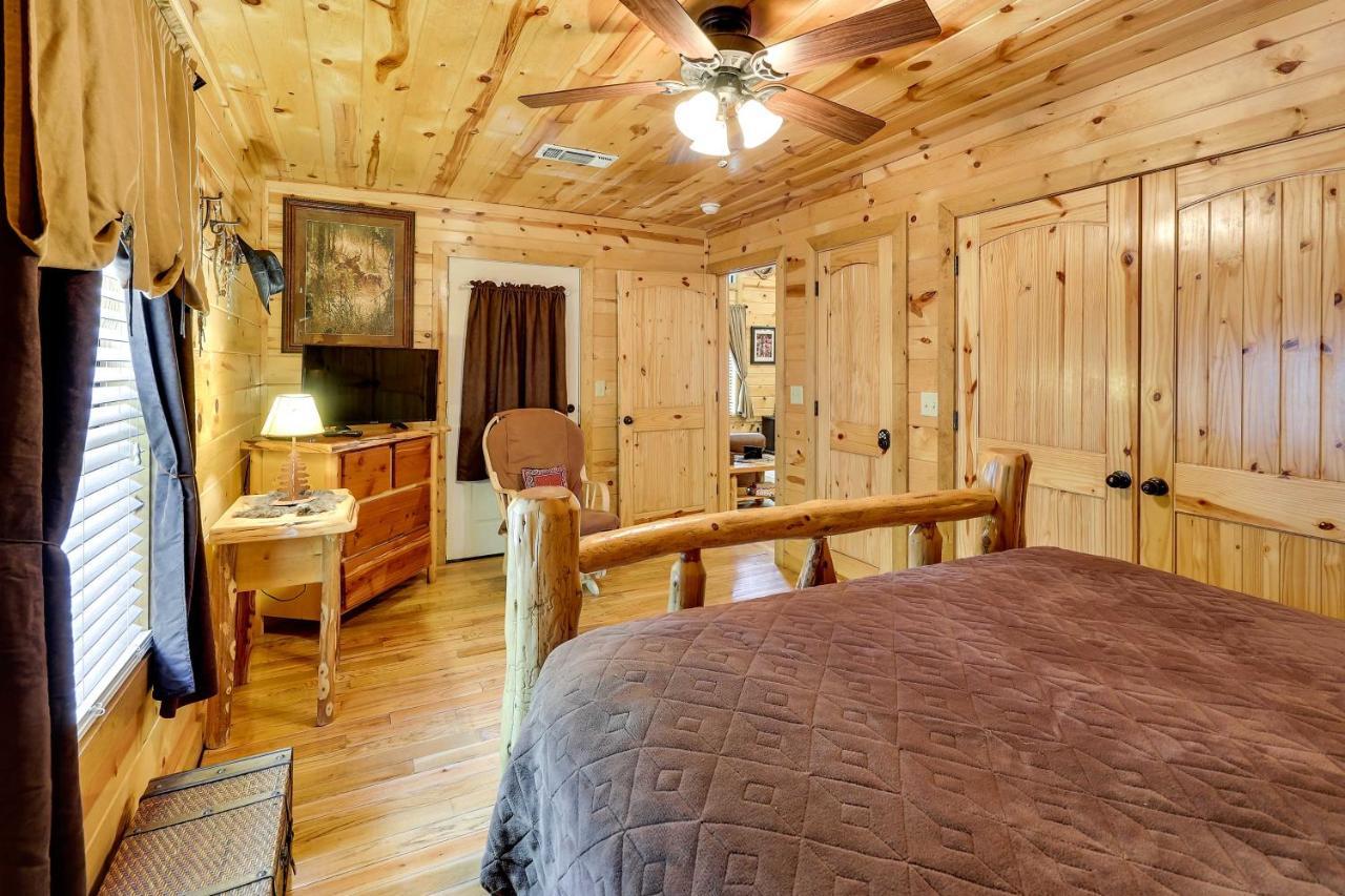 Broken Bow Rental Cabin With Hot Tub And Bar المظهر الخارجي الصورة